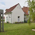Forsthaus / Lelkendorf